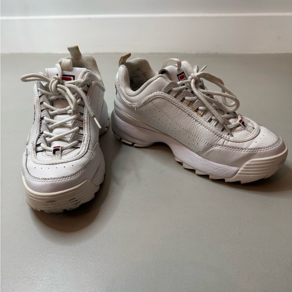 White Fila Chunky Sneakers | Size 7 | Vintage Style | Great Condition - Picture 5 of 17